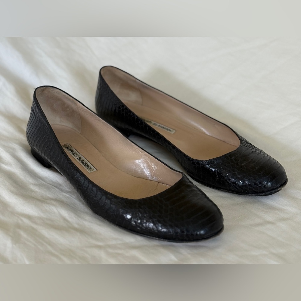 Manolo Blahnik Black Textured Flats